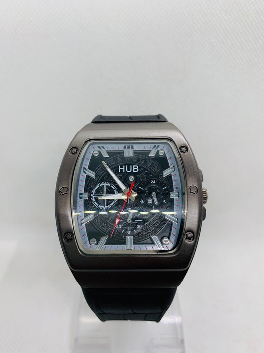 Hublot Luxury Men’s Chronograph Watch – Black Dial & Rubber Strap