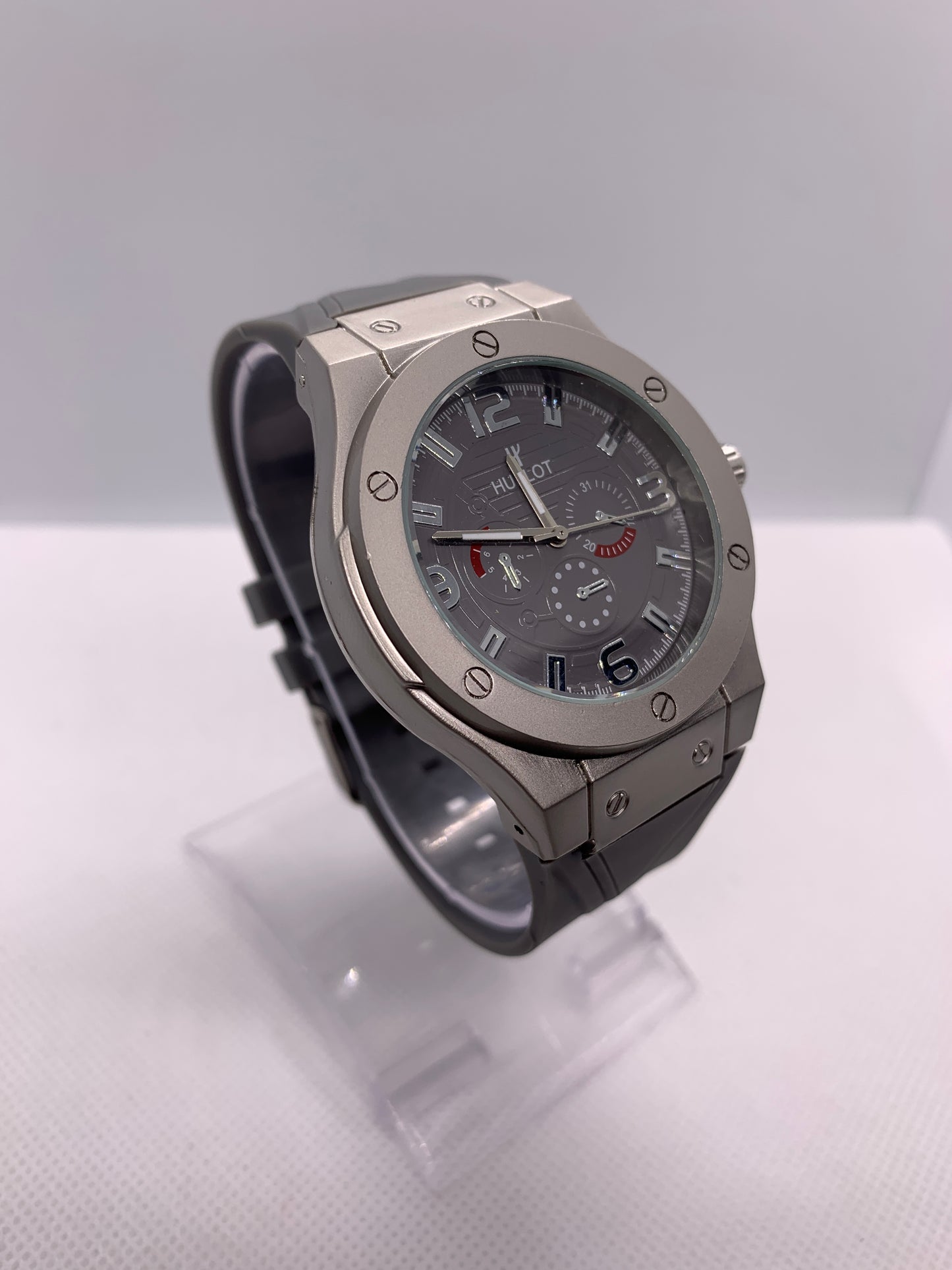 Silver Steel Men’s Luxury Watch – Black Dial Chronograph Design