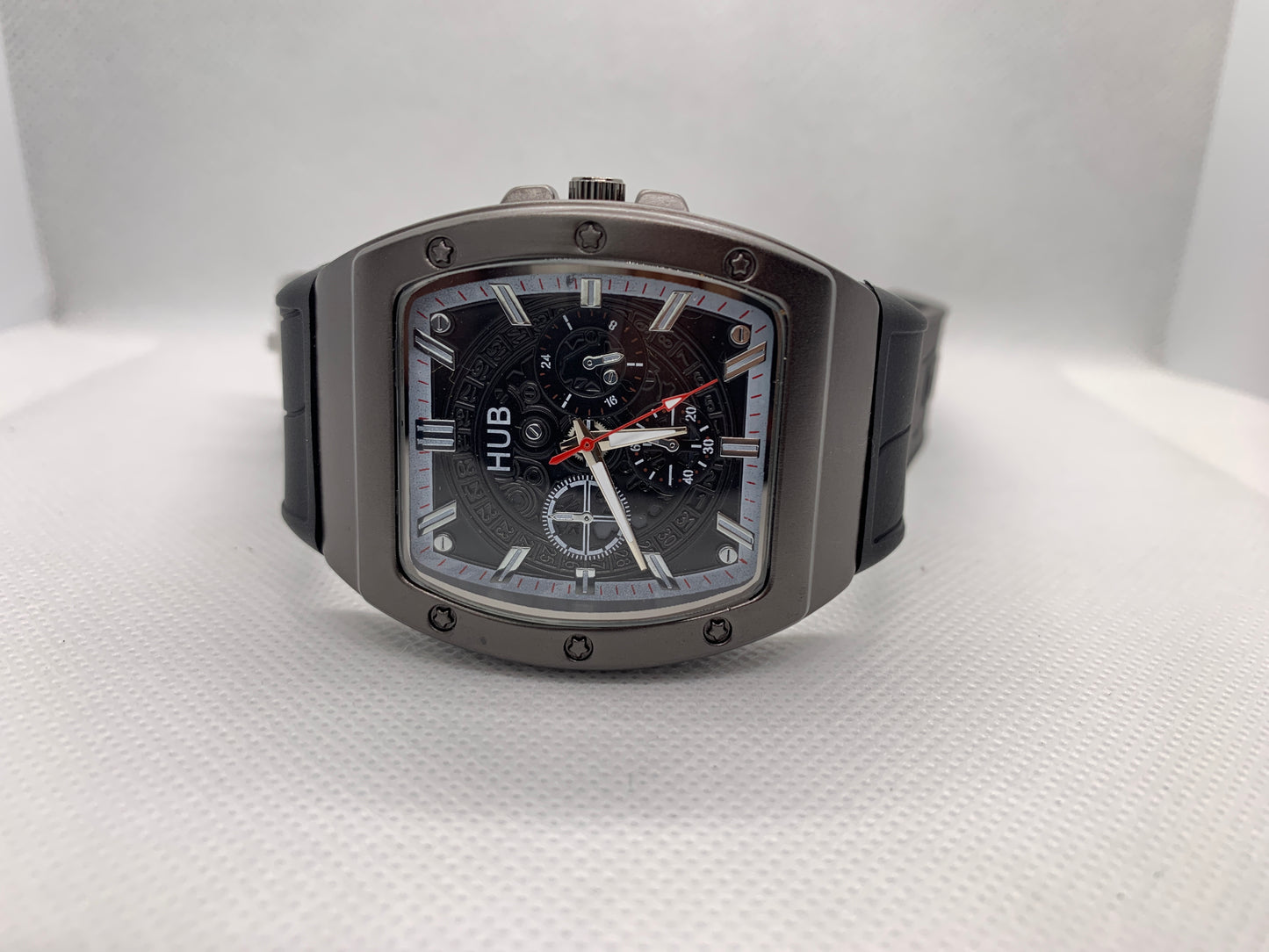 Hublot Luxury Men’s Chronograph Watch – Black Dial & Rubber Strap