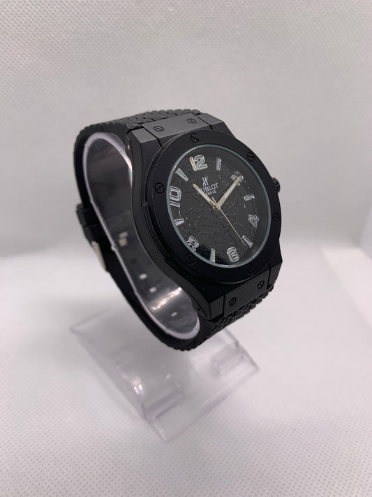Premium Black Luxury Analog Watch – Bold Design with Rubber Strap